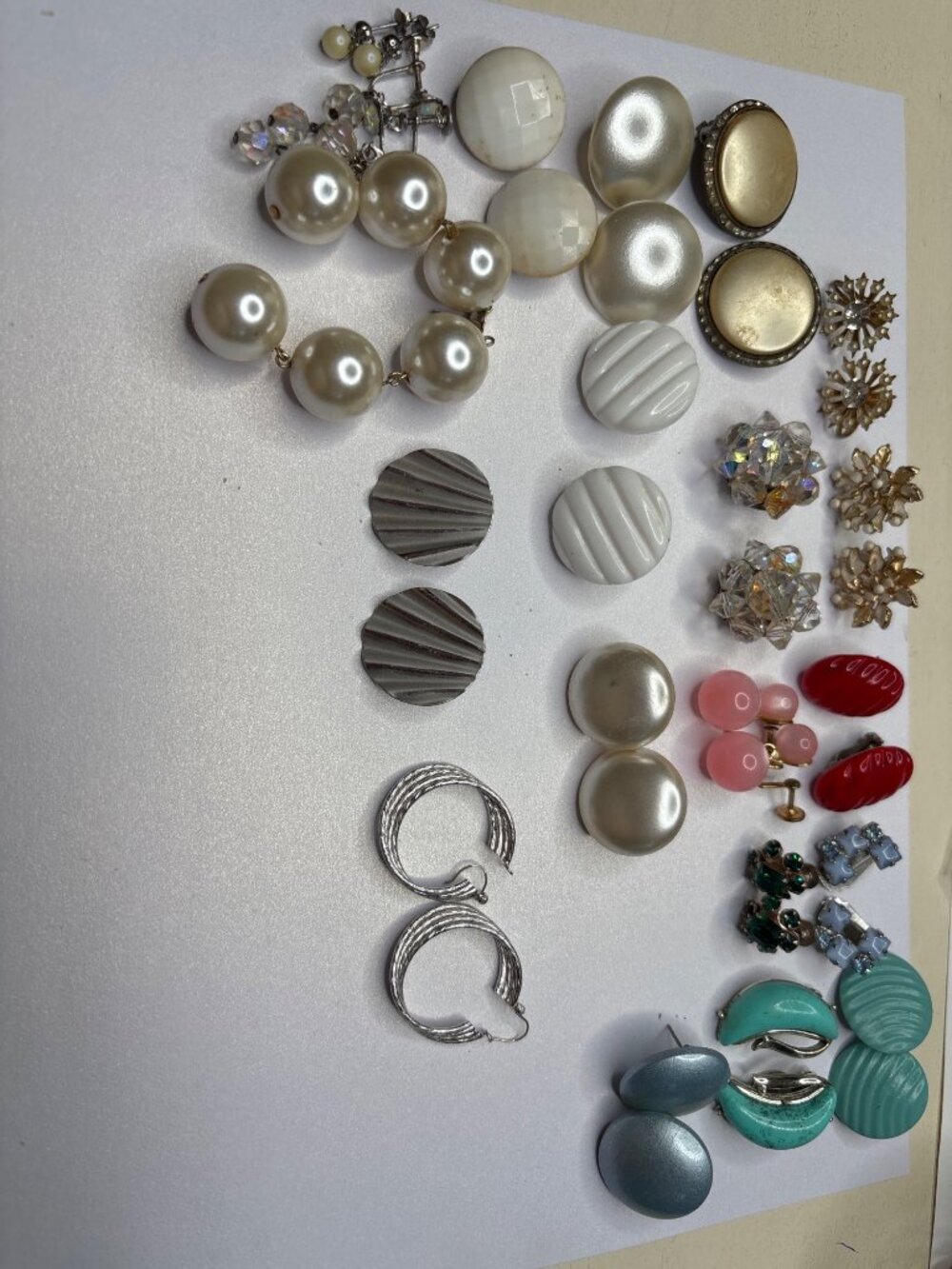 20-Piece Vintage Earring Lot: Blue,Green, Pink, Faux Pearl, Red